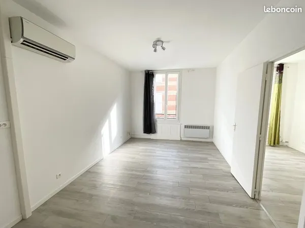 Realmont centre appartement t2 climatise