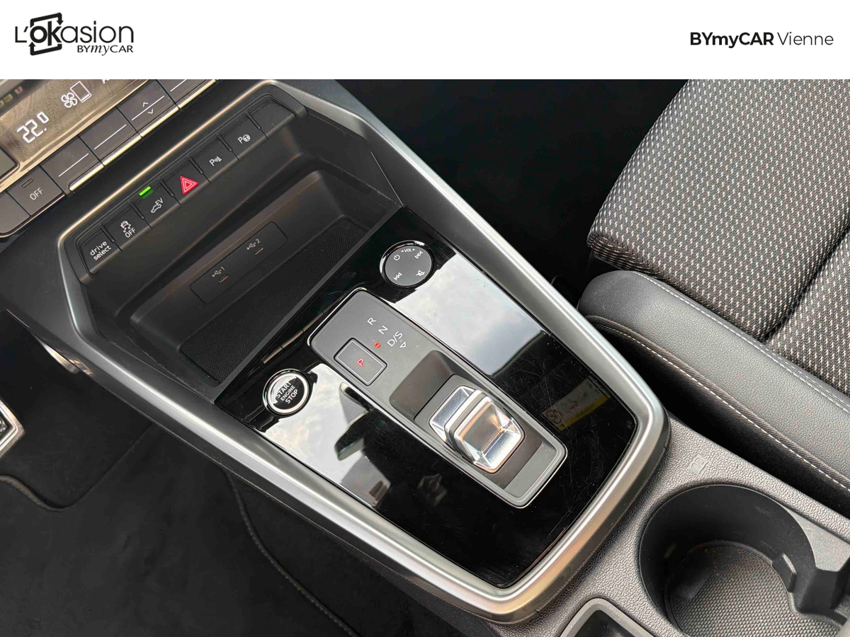 Audi A3 Sportback 40 TFSIe 204 S tronic 6 — photo 18