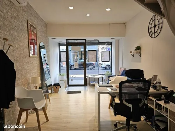 Local commercial 80 m²