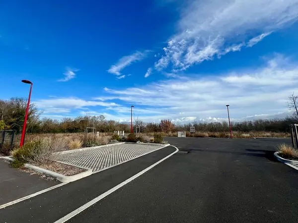 Terrain 350 m²