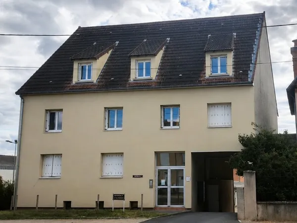 Appartement T2 avec garage et cave Moulins (03000)