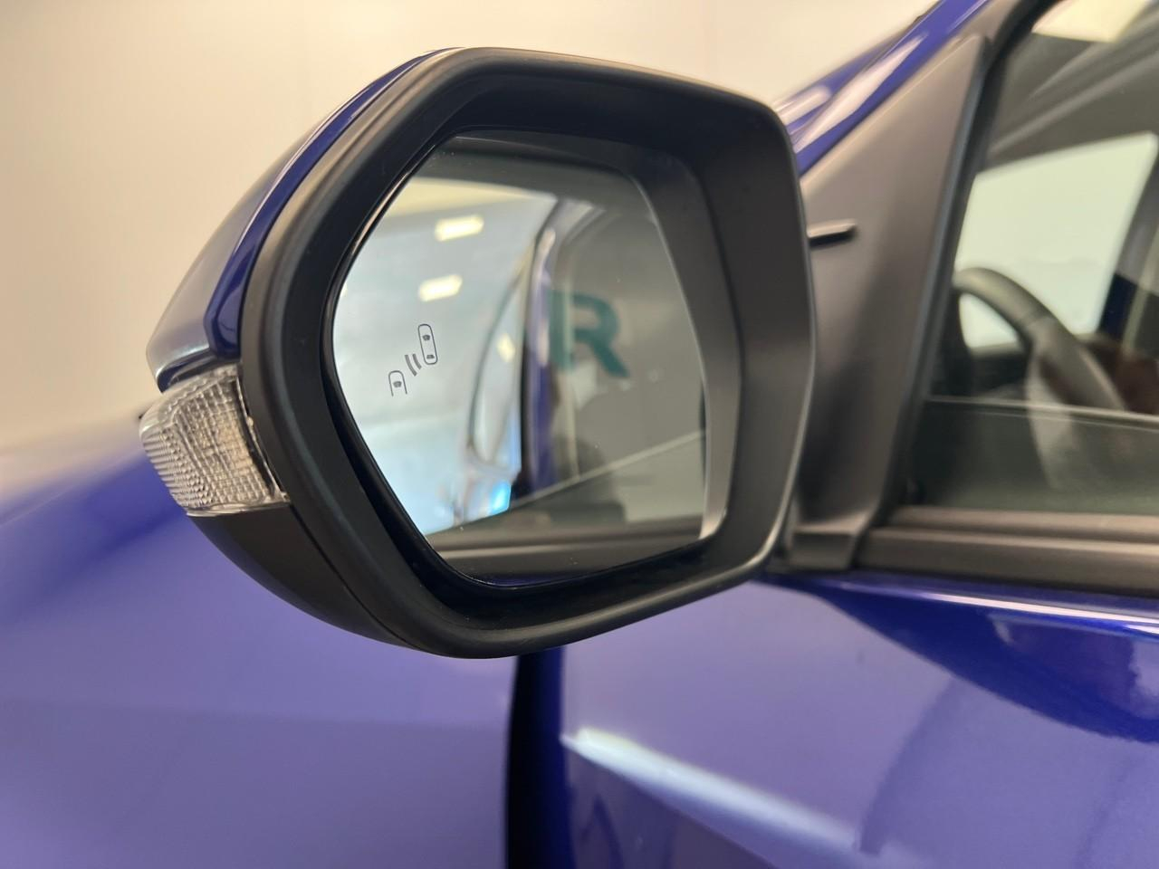 Toyota Yaris hybride 130h collection — photo 19