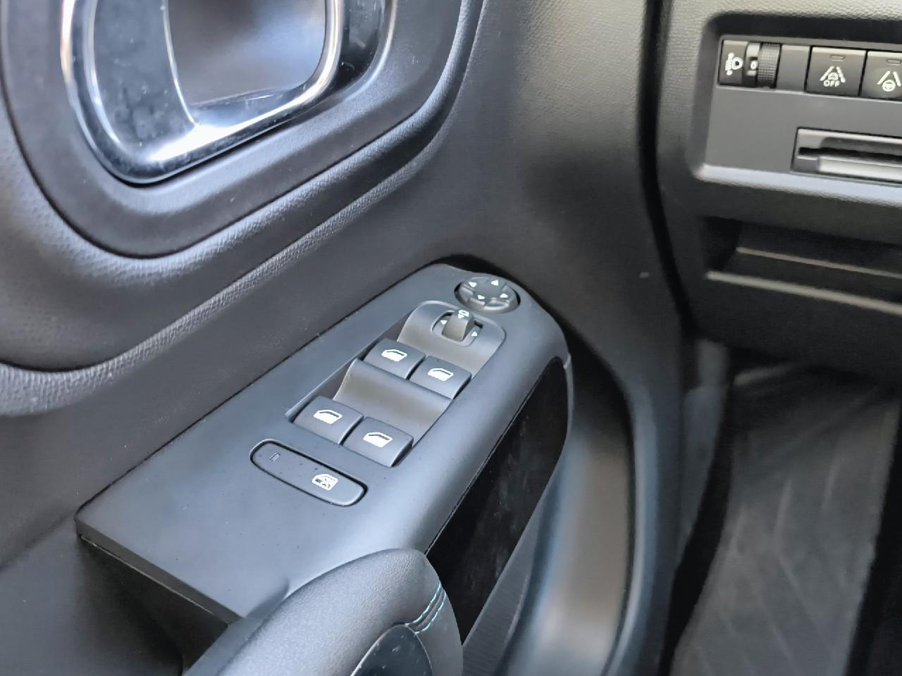 Citroën C5 Aircross hybride 136 e-dcs6 max — photo 12