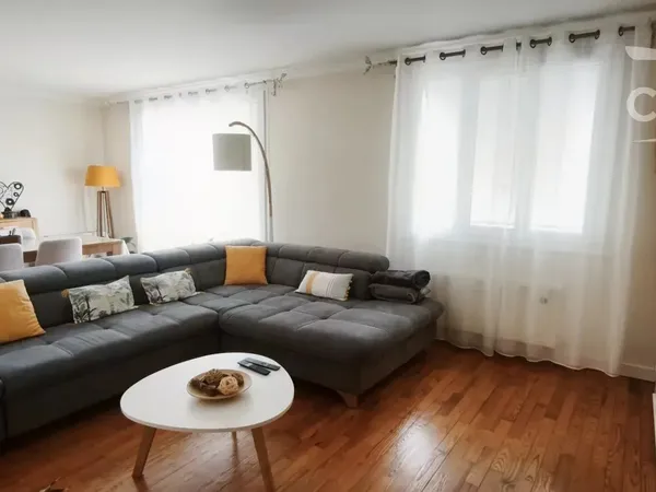 Appartement T4 lumineux et spacieux
