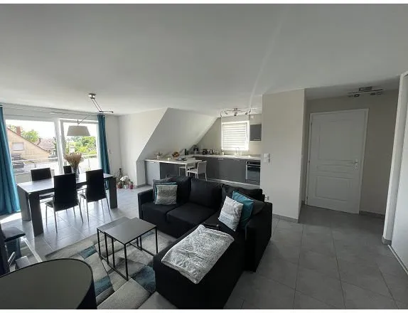 HOLTZWIHR Bel appartement 3 pièces avec terrasse de 16 m2,