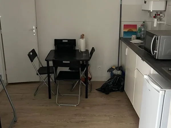 Studio 1 pièce 16 m²