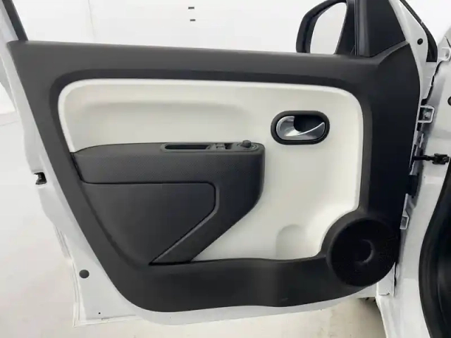 Renault Twingo iii sce 65 — photo 11