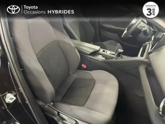Toyota C-Hr 2.0 hybride rechargeable 225ch design my25 — photo 12