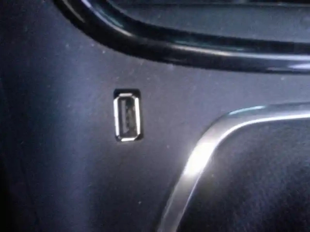 Ford Puma 1.0 flexifuel 125ch e85 st-line — photo 15