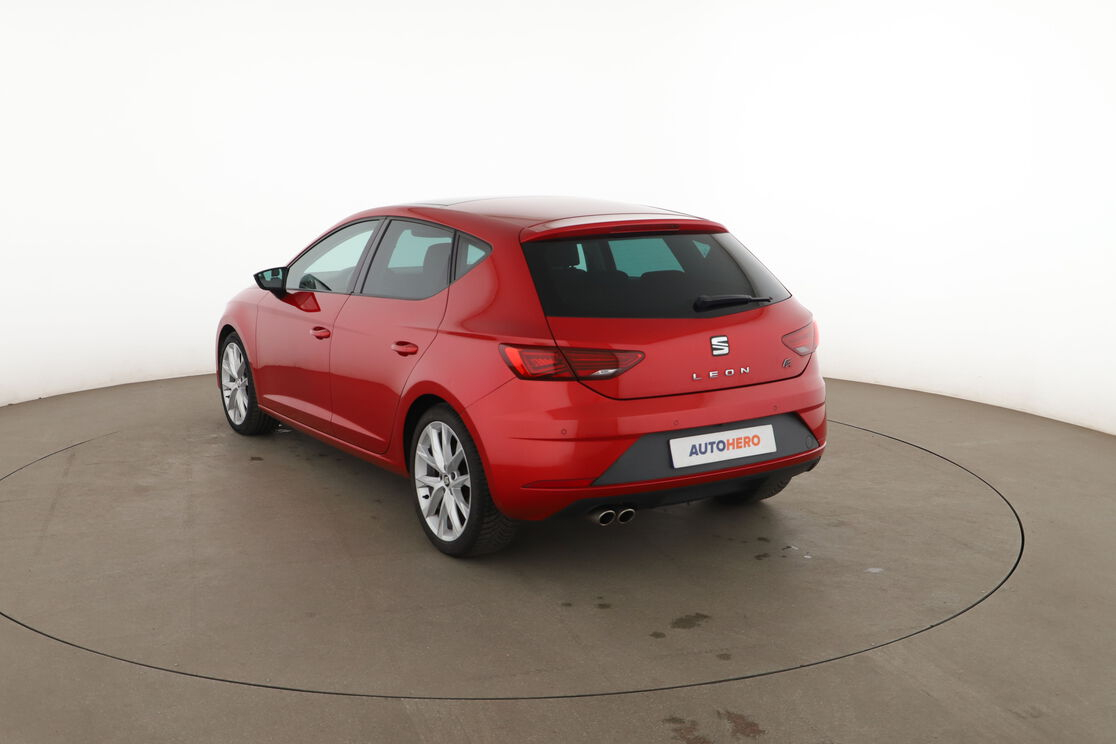 Seat Leon 2.0 TDI FR — photo 3