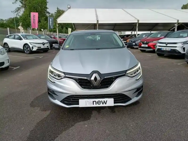 Renault Megane blue dci 115 edc evolution 5p — photo 8