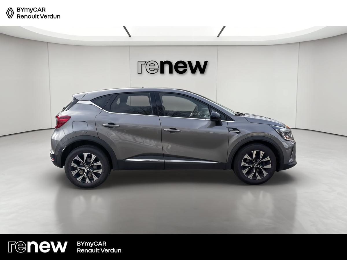 Renault Captur mild hybrid 140 — photo 6