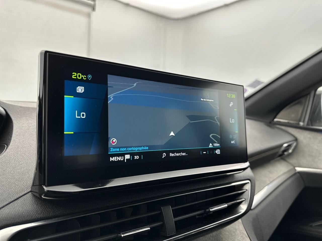 Peugeot 3008 hybrid 225 e-eat8 gt pack — photo 10