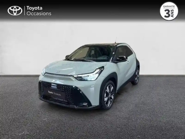 Toyota Aygo X 116h graphic