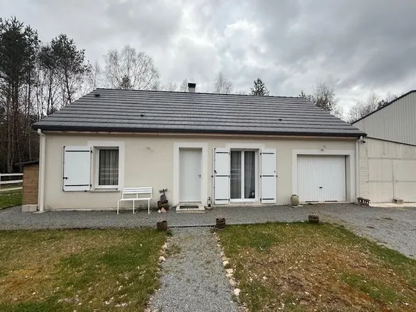 Pavillon récent à Peyrelevade en Corrèze
