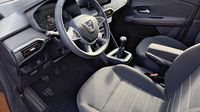 Dacia Sandero 1.0 TCe 90ch Stepway Confort — photo 9