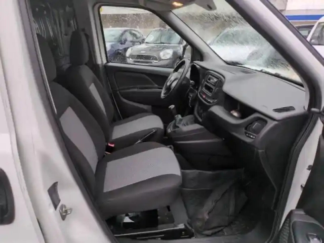 Fiat Doblo cargo 1.3 multijet 95ch pack usb clim e6 — photo 15