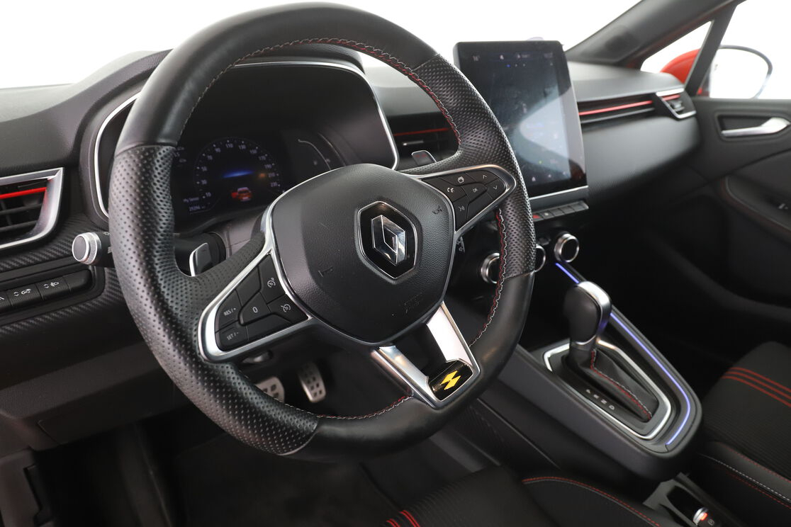 Renault Clio 1.3 TCe RS Line EDC — photo 10