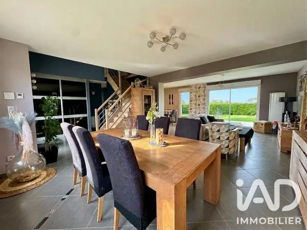 Maison 6 pièces 165 m²