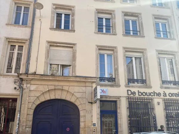 Appartement 1 pièce 54 m²