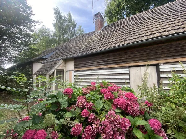 MAISON À RÉNOVER