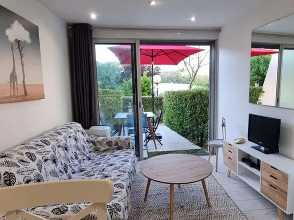 Joli T2 rez-de-jardin au Couchant 29m² 200m de la plage - internet