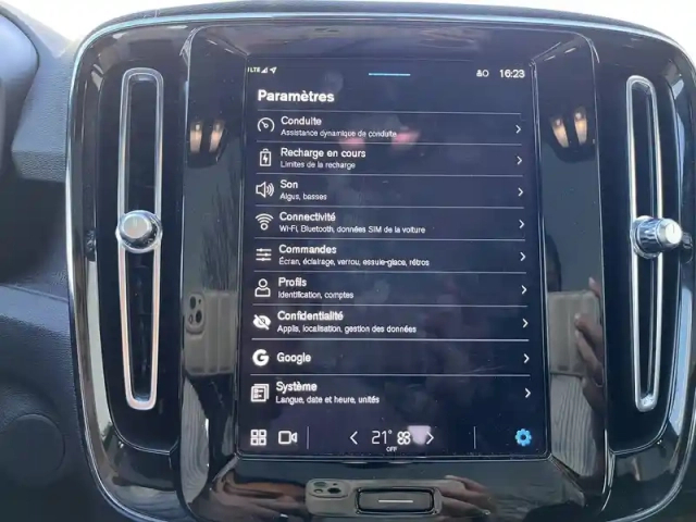 Volvo C40 recharge extended range 252 ch 1edt — photo 34