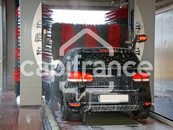 Boutique 4 pièces 798 m²