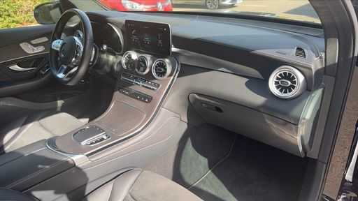 Mercedes Classe GLC 300 e  320 EQ Power 4Matic 9G-Tronic - AMG Line – 2021 – 27029 km – Hybride essence – Boîte Automatique — photo 45