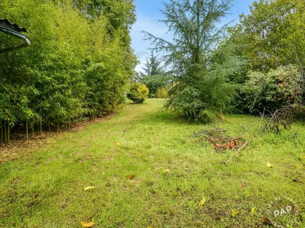 Terrain 500 m²