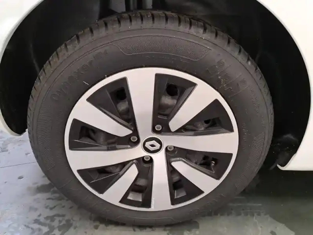 Renault Clio tce 90 — photo 14