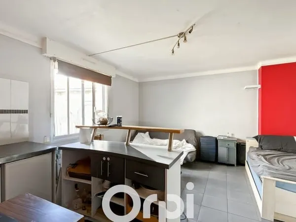 Studio 1 pièce 23 m²