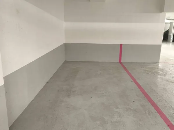 Parking 13 m²