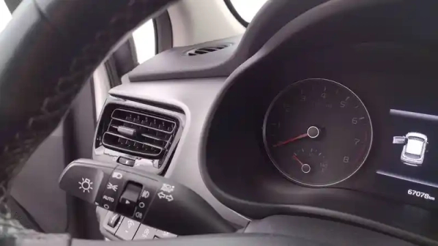 Kia Stonic 1.0 t-gdi 100 ch bvm6 — photo 20