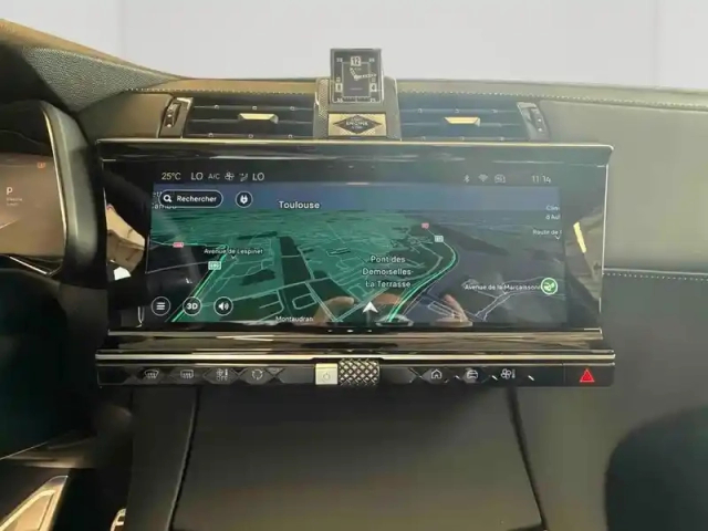 Ds Ds 7 1.6 plug-in hybrid 225ch etoile — photo 13