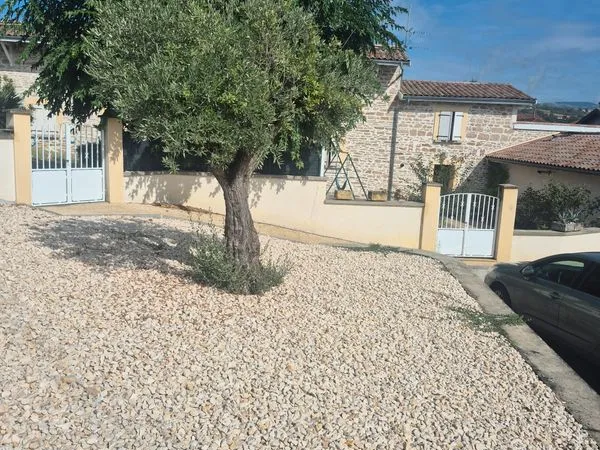 Loue Appartement Type Villa