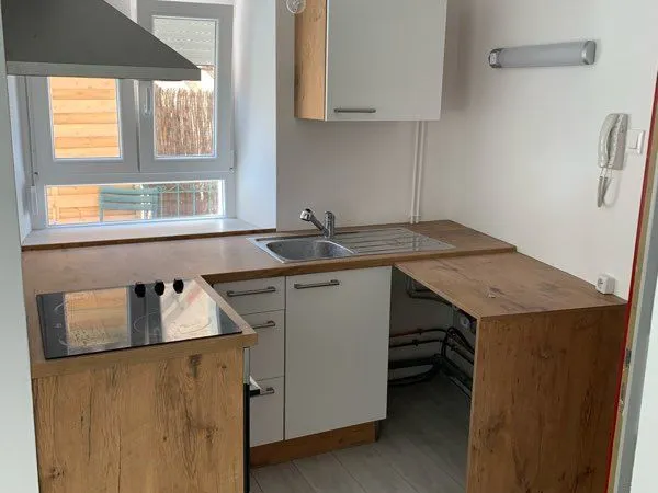 À louer studio 25 m2 proche centre ville
