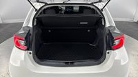Toyota Yaris 116h Design 5p MY22 — photo 14