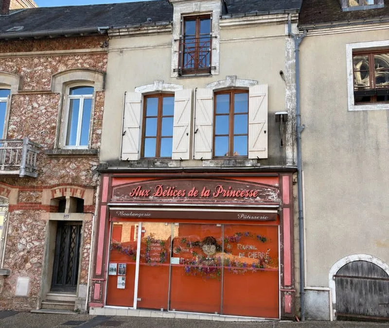 Photo 1