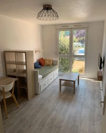 Studio meublé