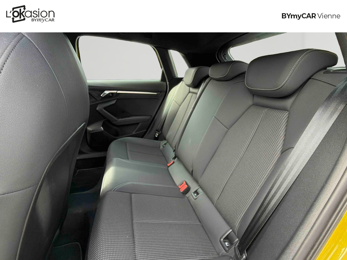 Audi A3 Sportback 40 TFSIe 204 S tronic 6 — photo 19