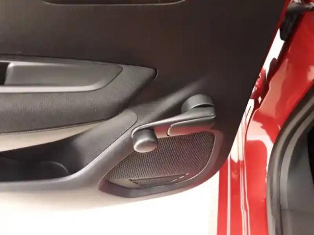 Peugeot 208 electrique 50 kwh 136ch — photo 46