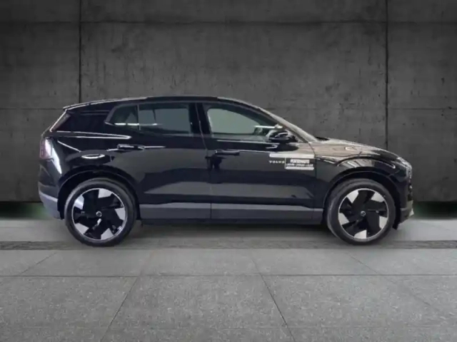 Volvo Ex30 single extended range 272ch plus — photo 14