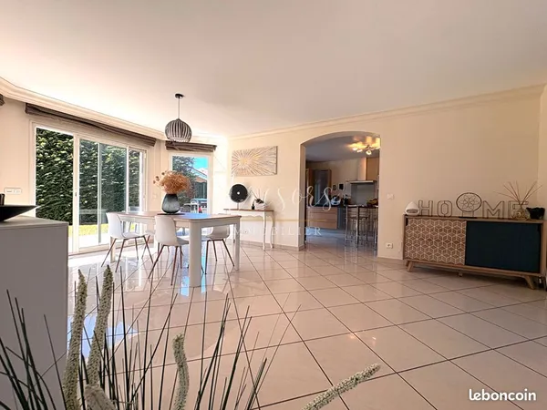 Maison 6 pièces 160 m²