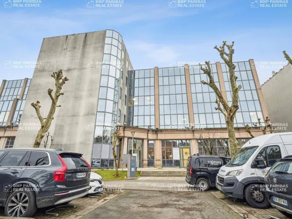 Bureaux 1198 m²