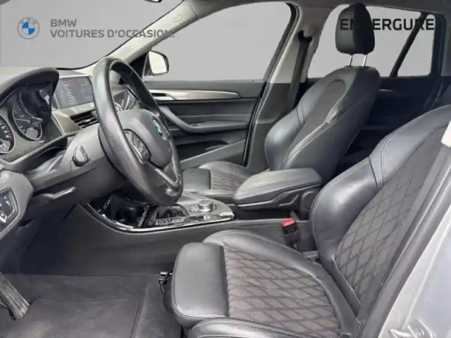 Bmw X1 sdrive18da 150ch xline — photo 4