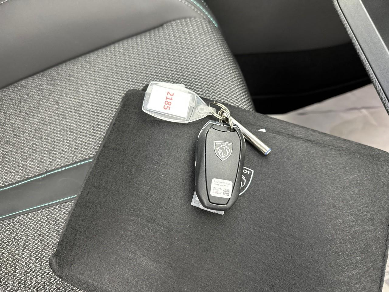 Peugeot 308 hybrid 145 e-dcs6 allure — photo 33