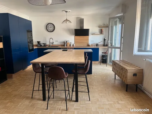 Appartement T3 rénové et meublé