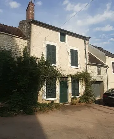 Maison avec jardin 90m2. 5 pièces