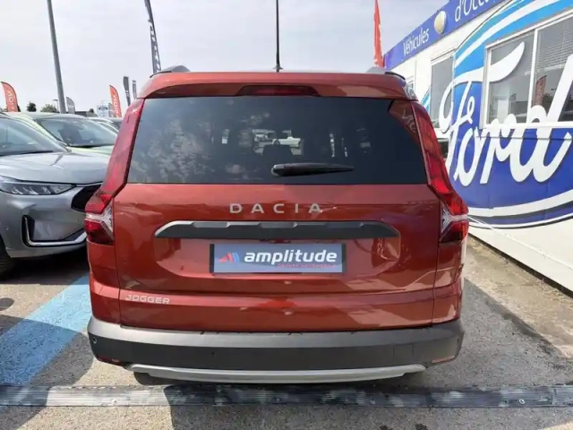 Dacia Jogger 1.0 tce 110 ch confort 7 places — photo 21